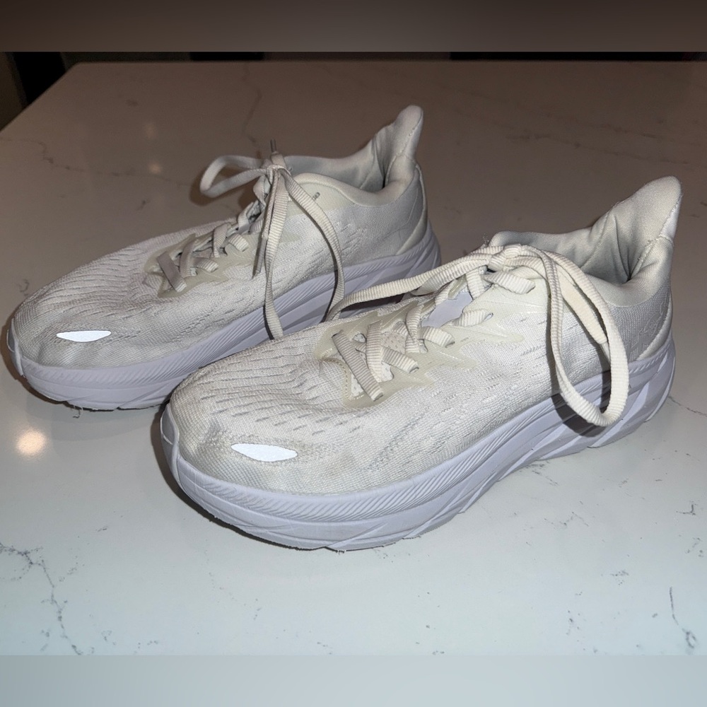 Hoka Clifton 8 Women Size 6.5